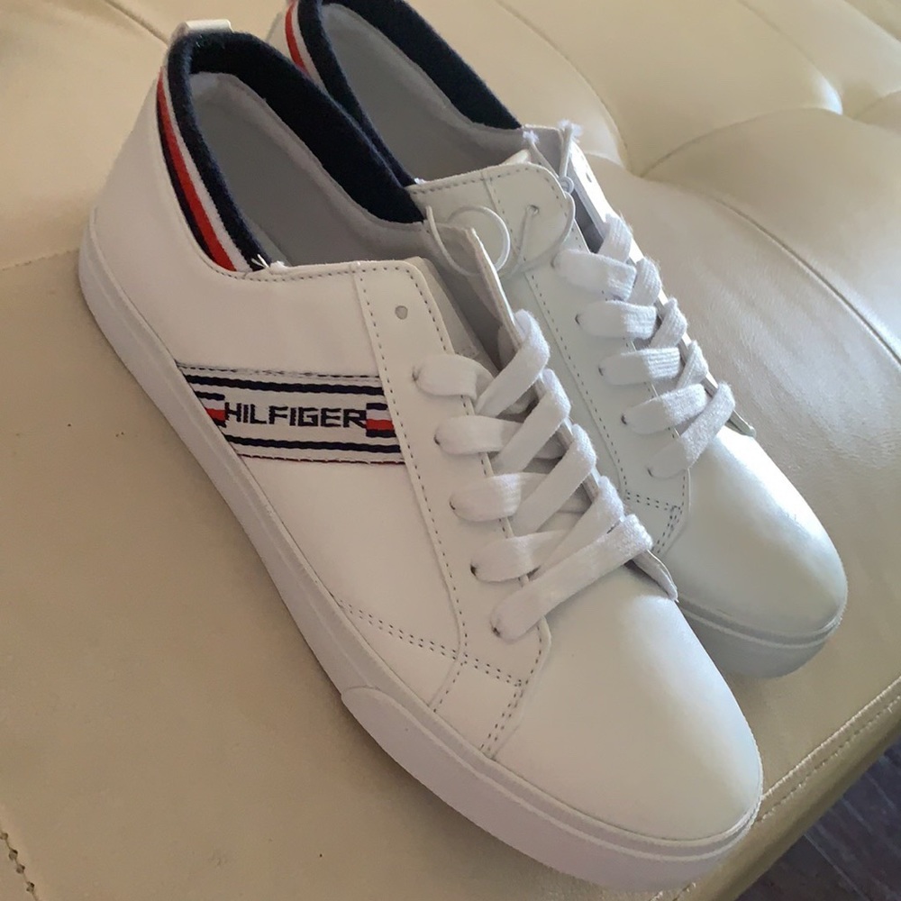 Tommy sneakers